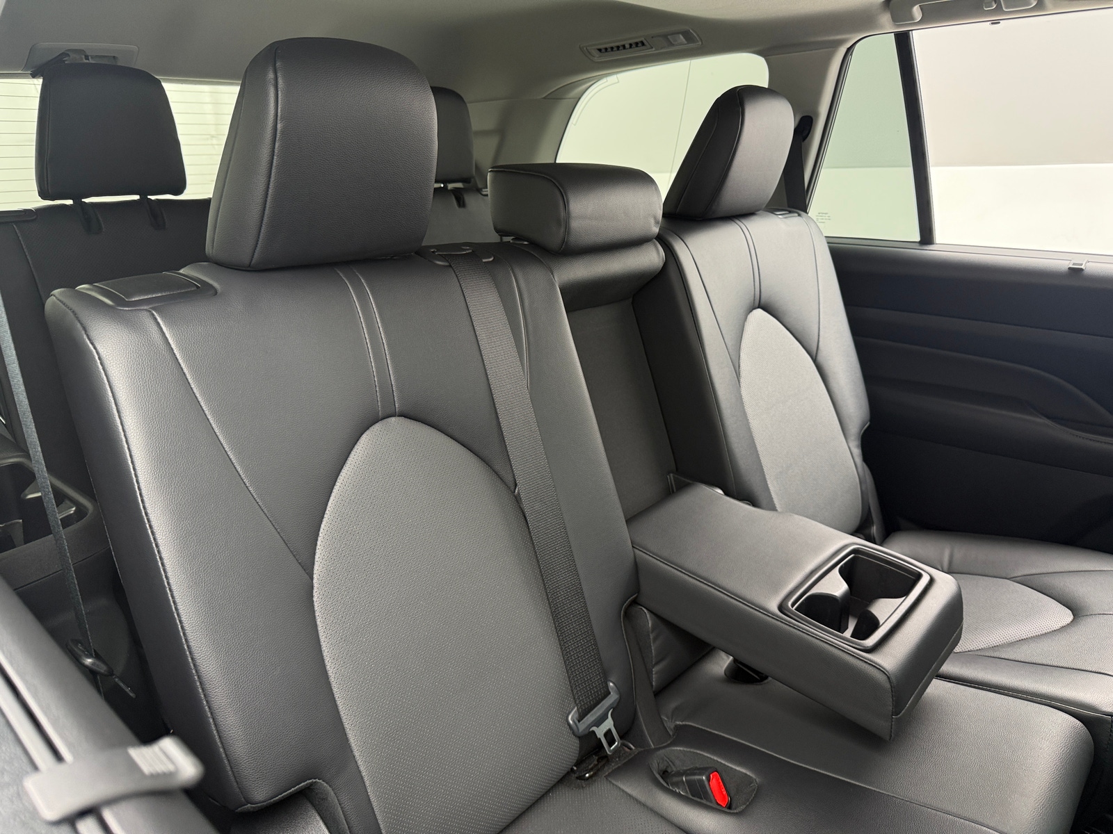 Thumbnail: 2025 Toyota Grand Highlander - 5