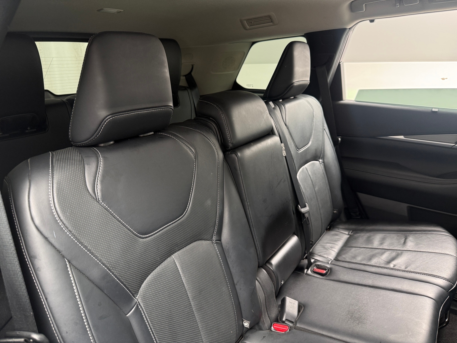 Thumbnail: 2023 INFINITI QX60 - 5