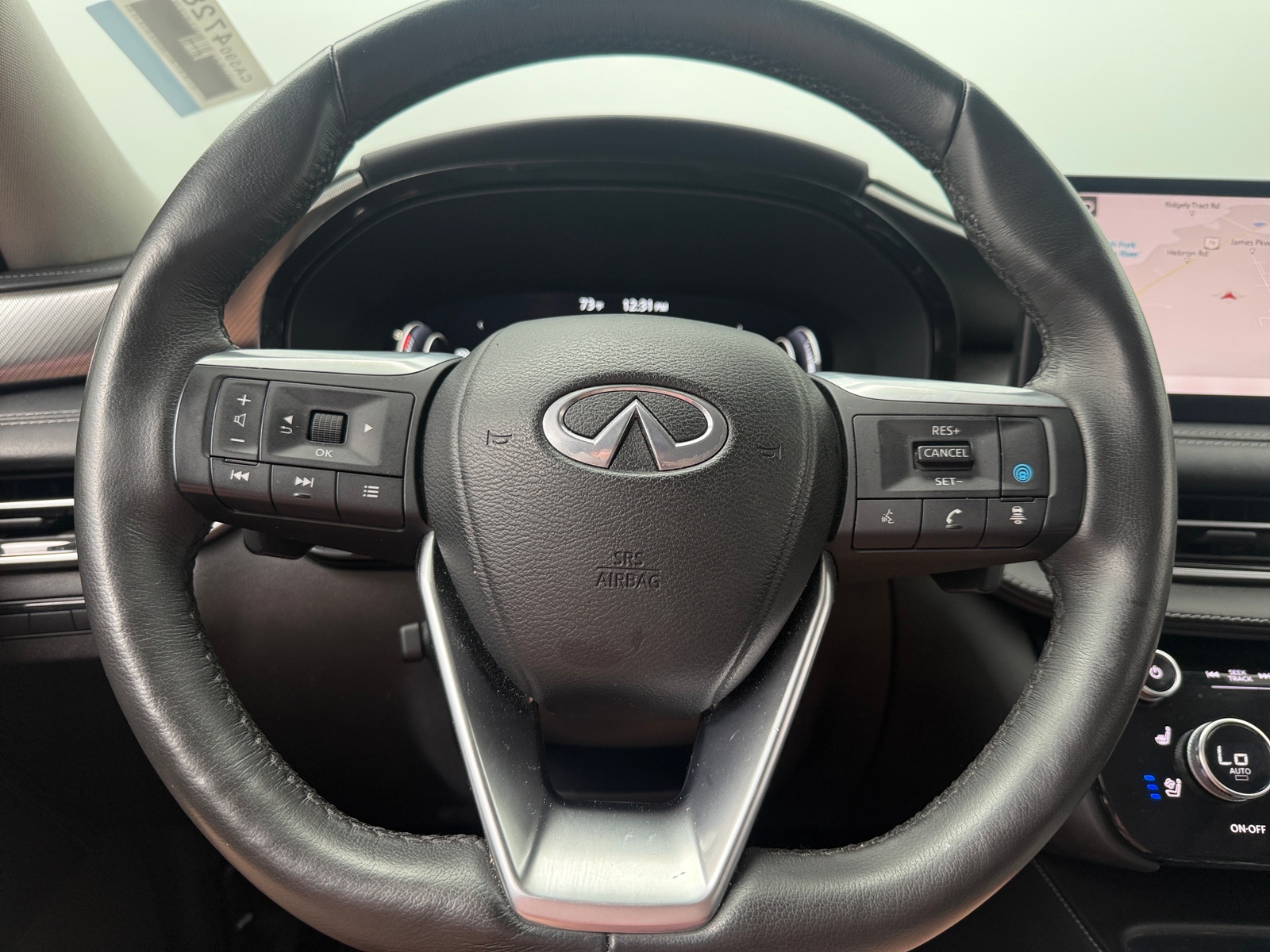 Thumbnail: 2023 INFINITI QX60 - 4