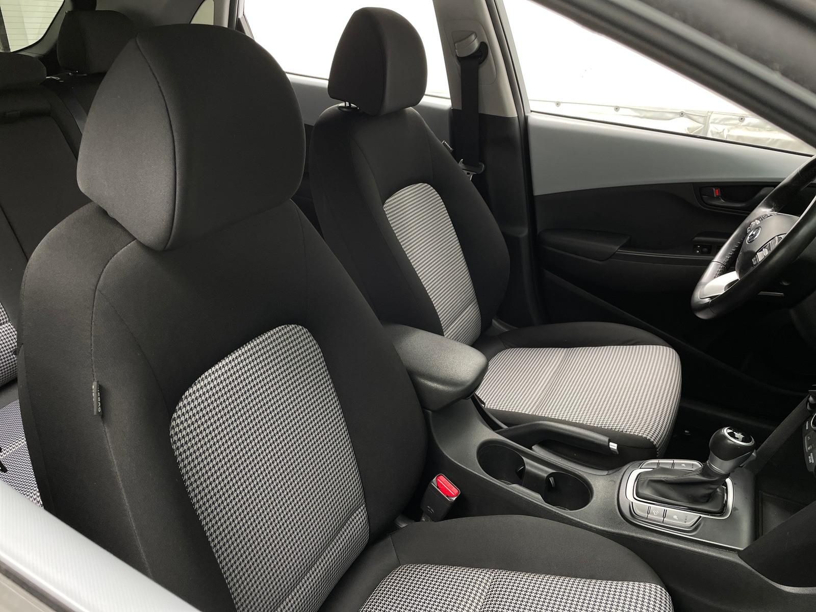 Thumbnail: 2021 Hyundai Kona - 2
