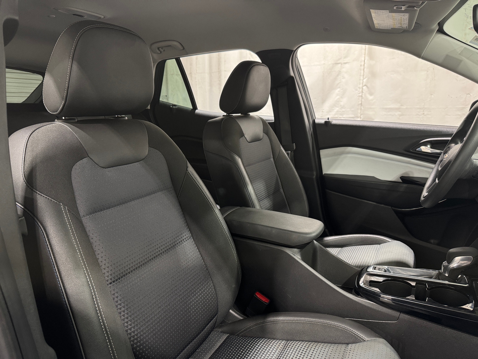 Thumbnail: 2025 Chevrolet Trax - 2