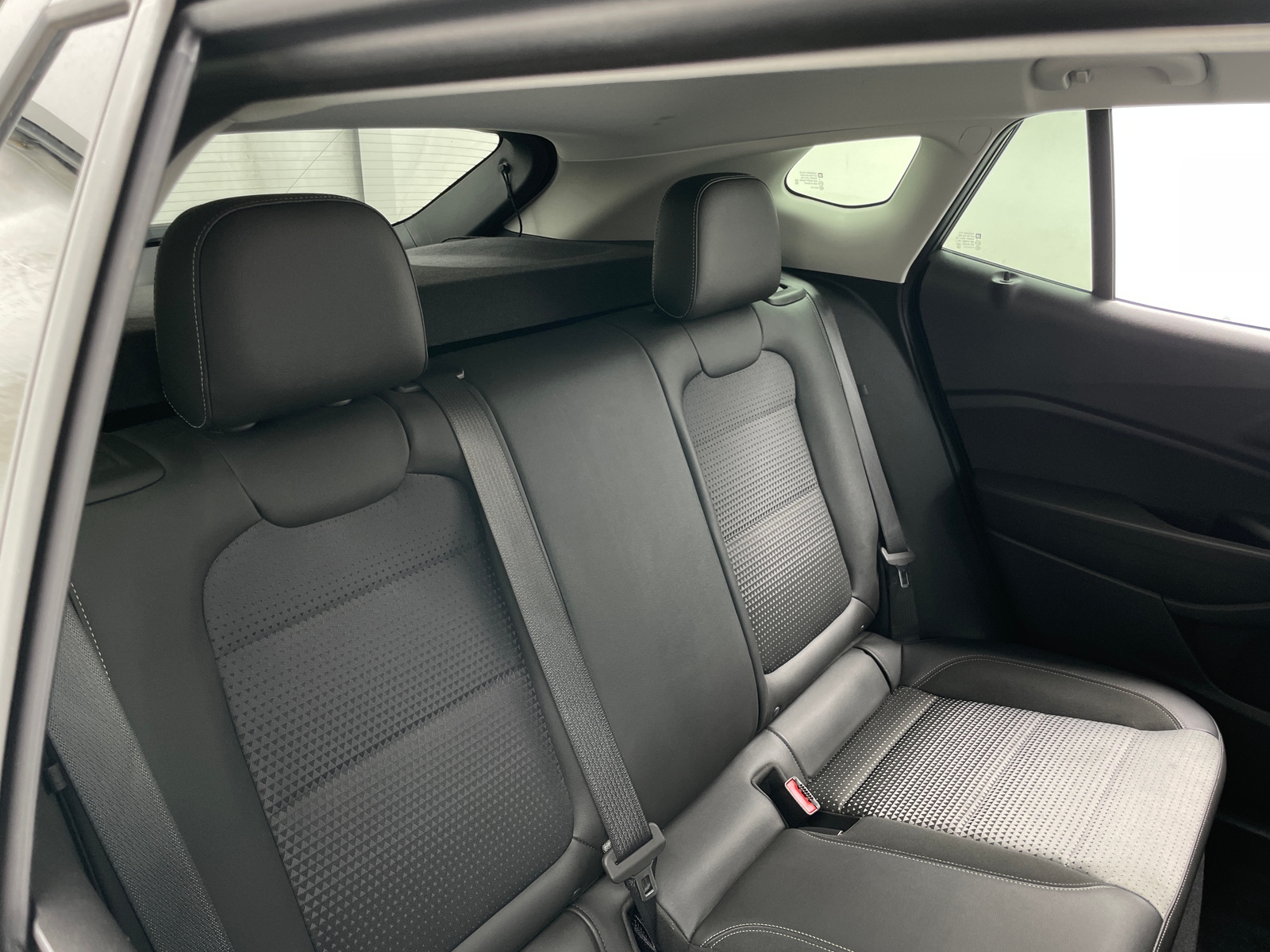 Thumbnail: 2025 Chevrolet Trax - 6