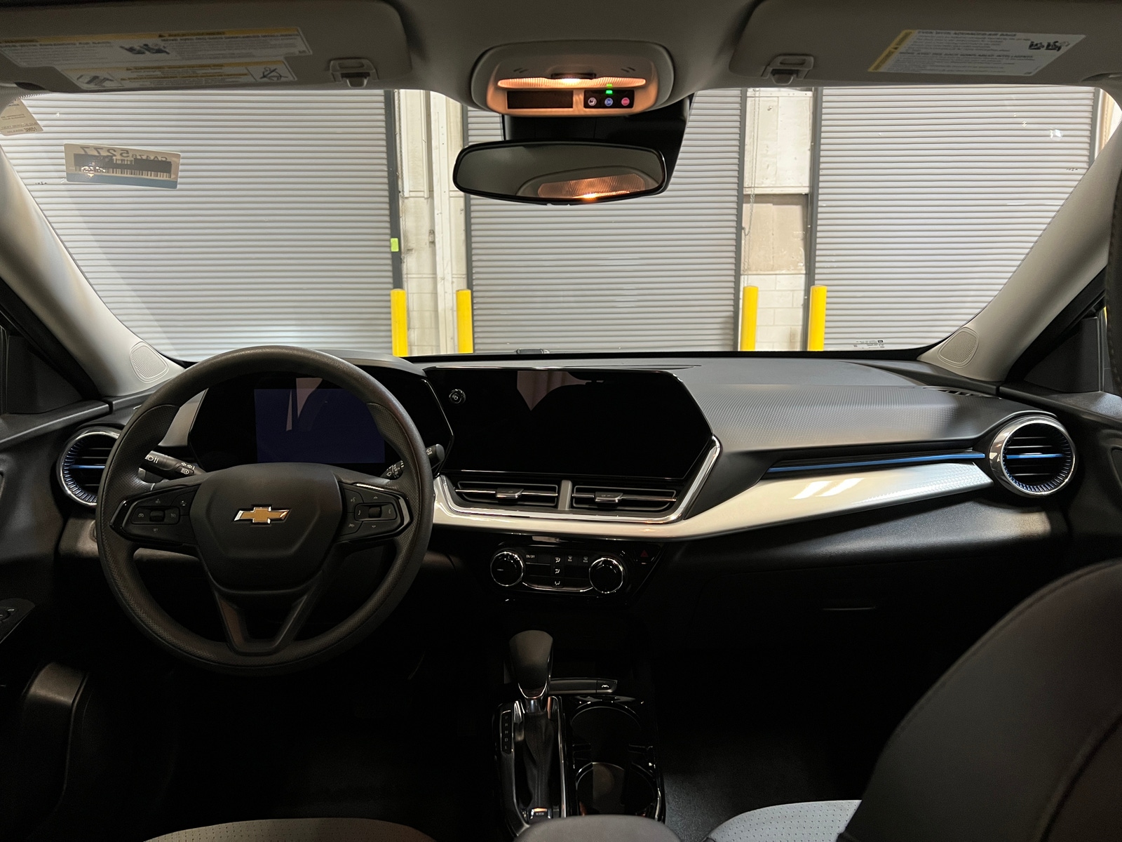 Thumbnail: 2025 Chevrolet Trax - 3