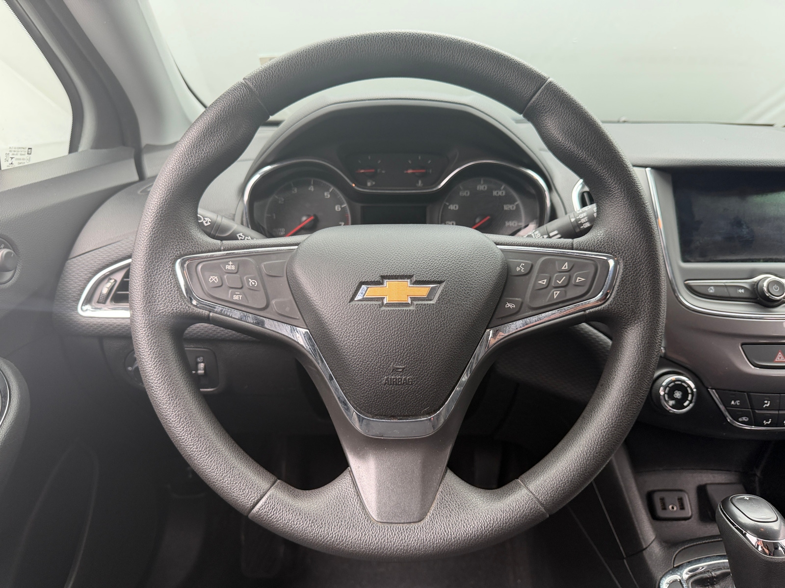 Thumbnail: 2019 Chevrolet Cruze - 5