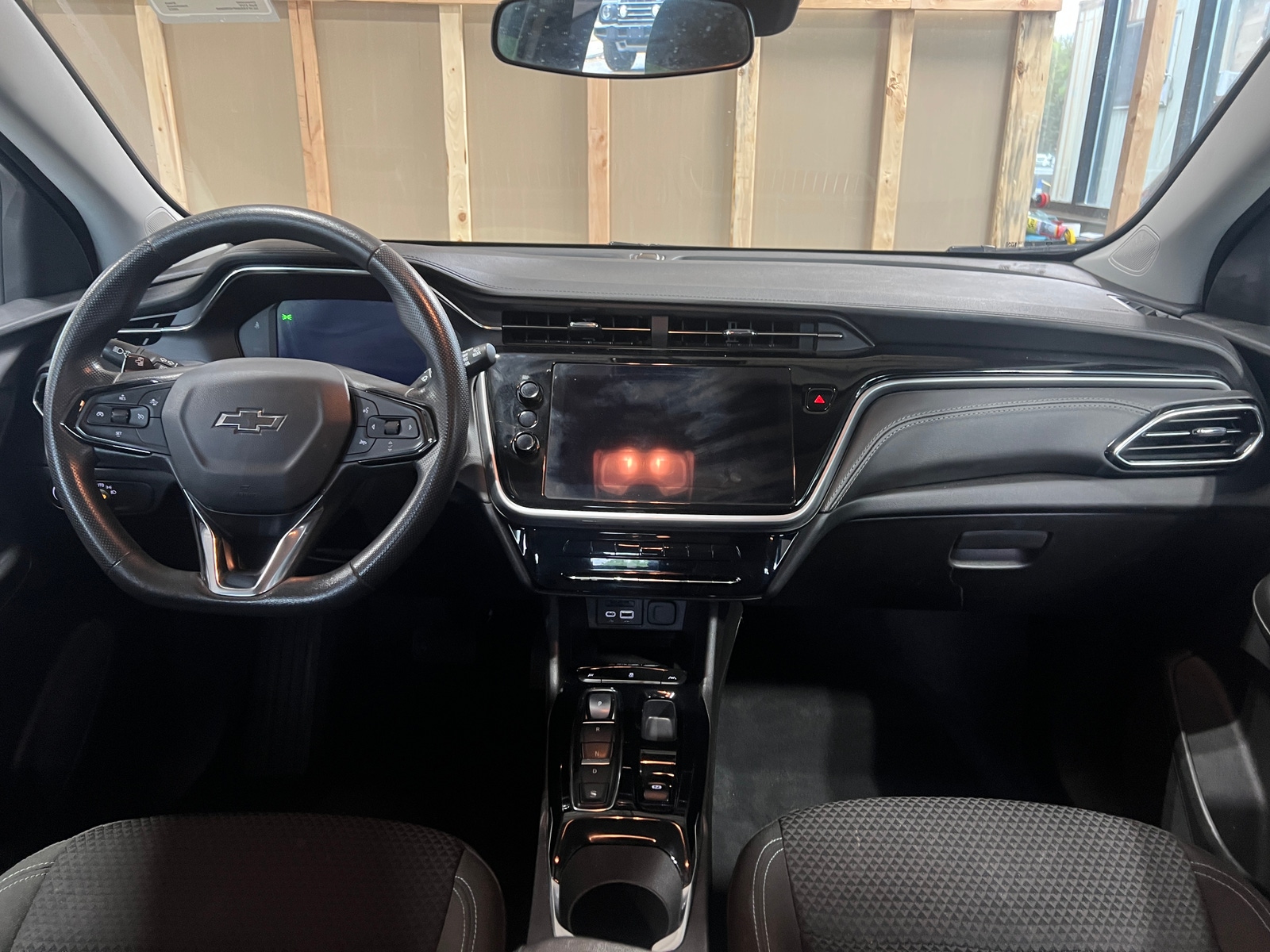 Thumbnail: 2023 Chevrolet Bolt EUV - 3