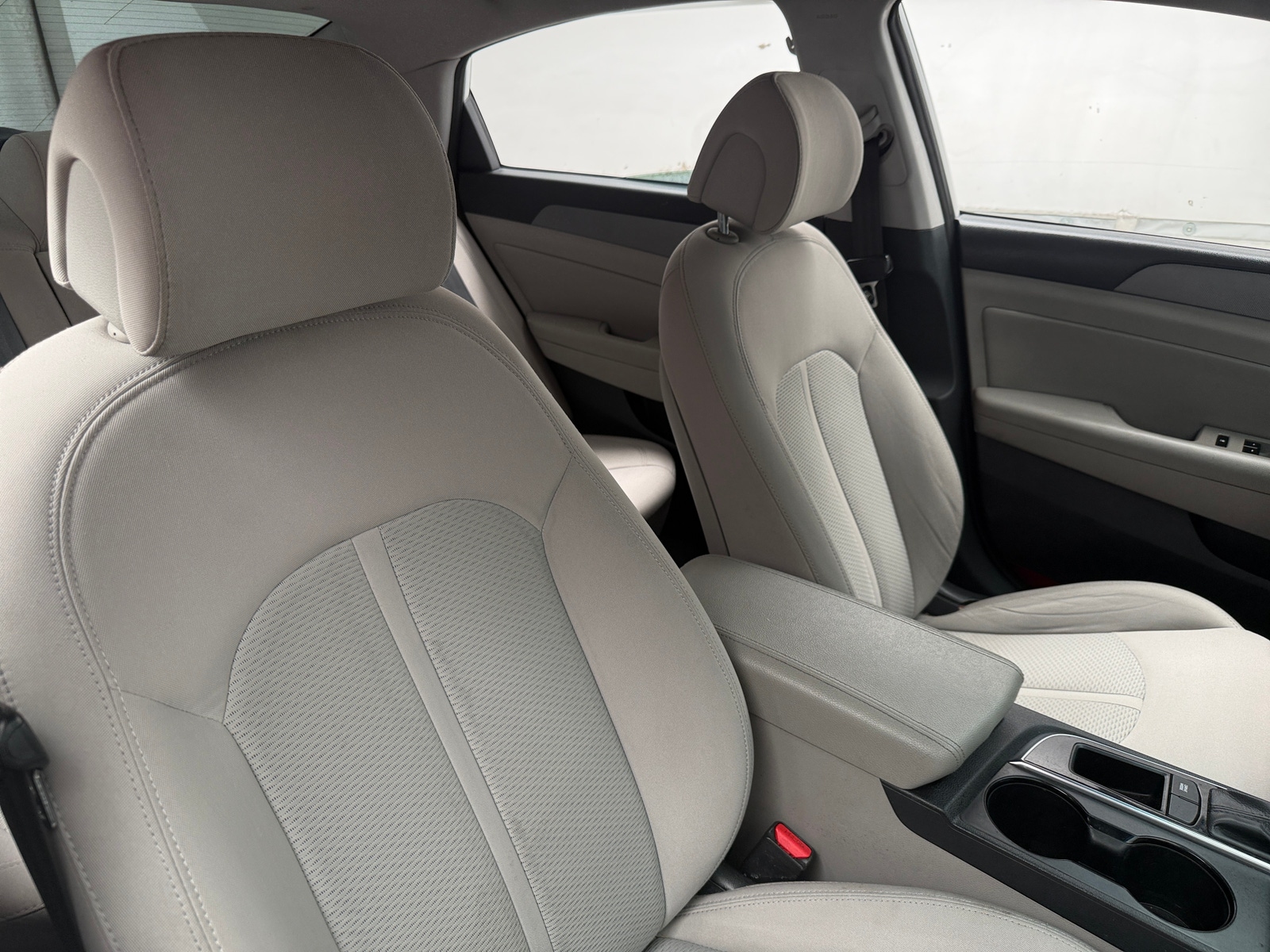 Thumbnail: 2015 Hyundai Sonata - 2