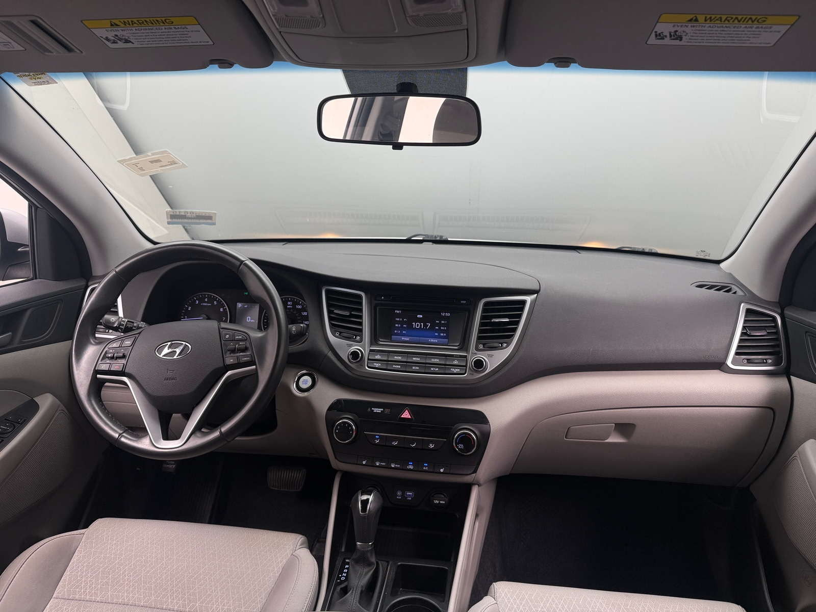 Thumbnail: 2017 Hyundai Tucson - 3