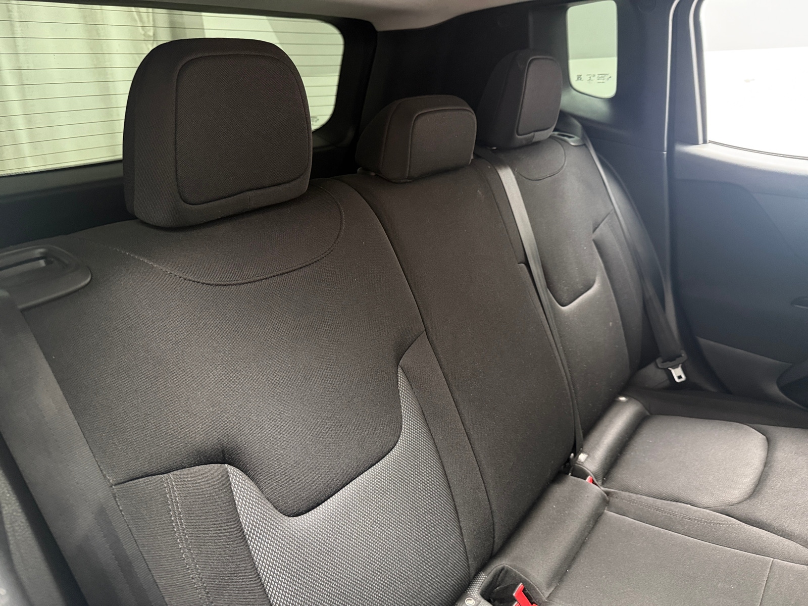 Thumbnail: 2020 Jeep Renegade - 6