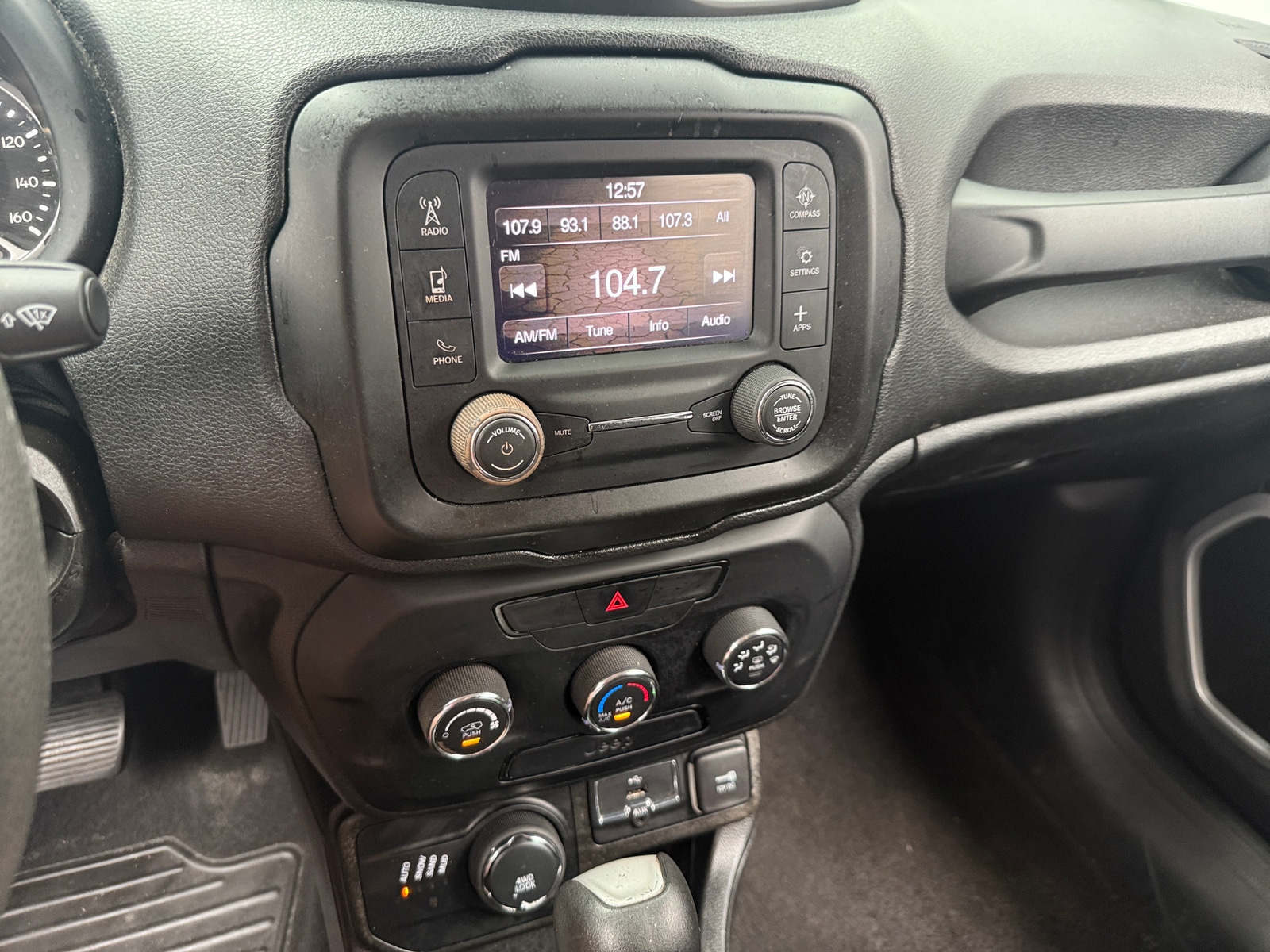 Thumbnail: 2020 Jeep Renegade - 4