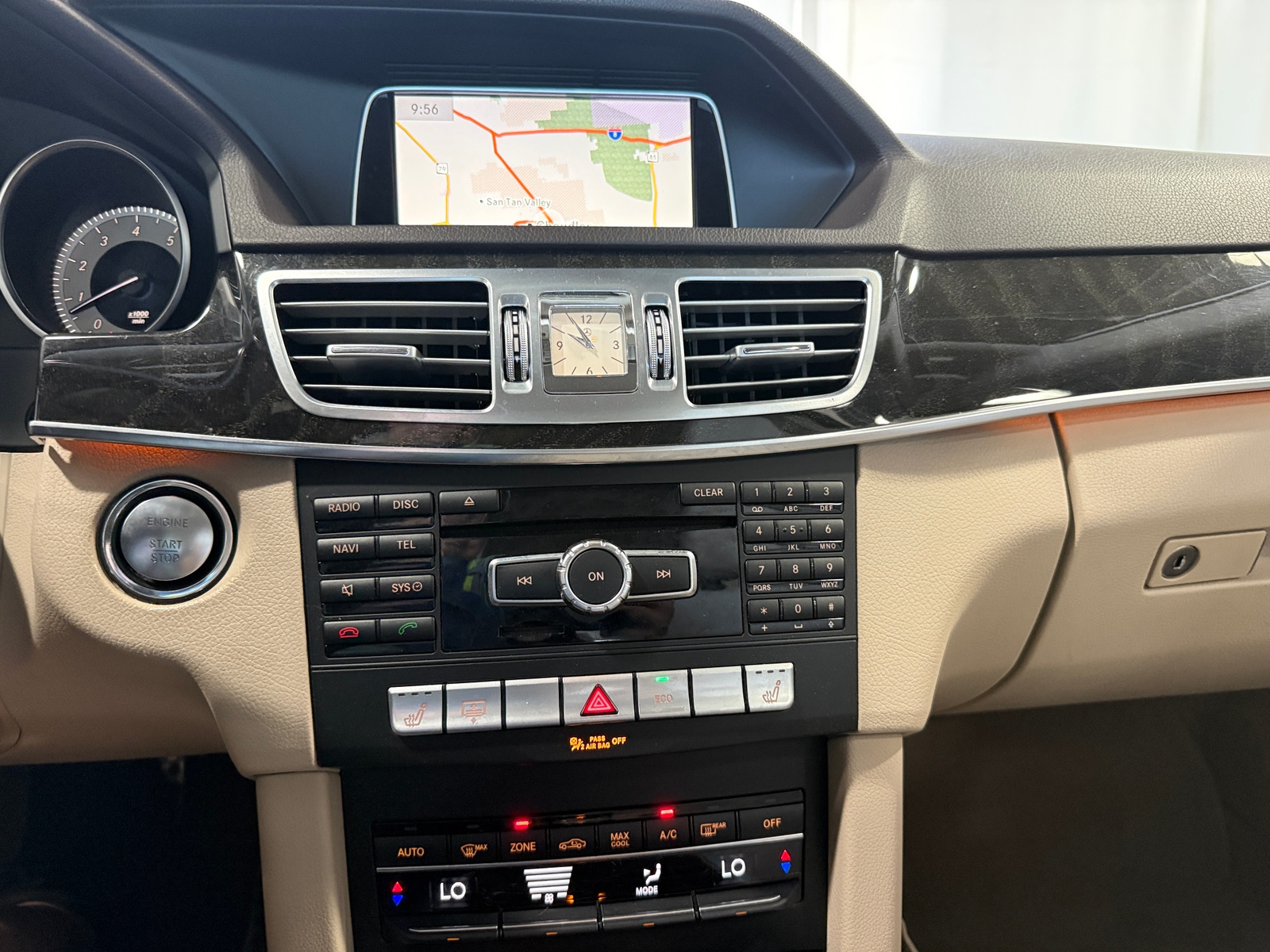 Thumbnail: 2015 Mercedes-Benz E-Class - 3