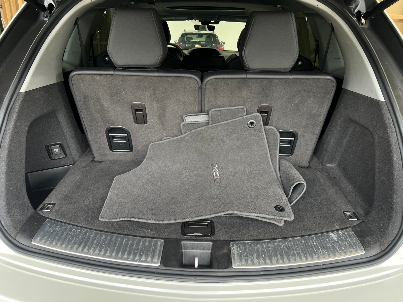 Thumbnail: 2019 Acura MDX - 6