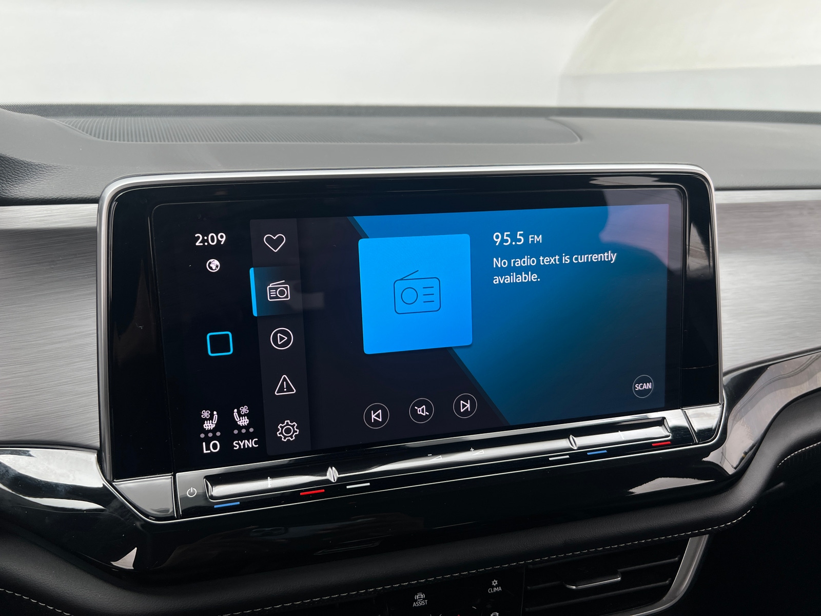 Thumbnail: 2025 Volkswagen Atlas - 3