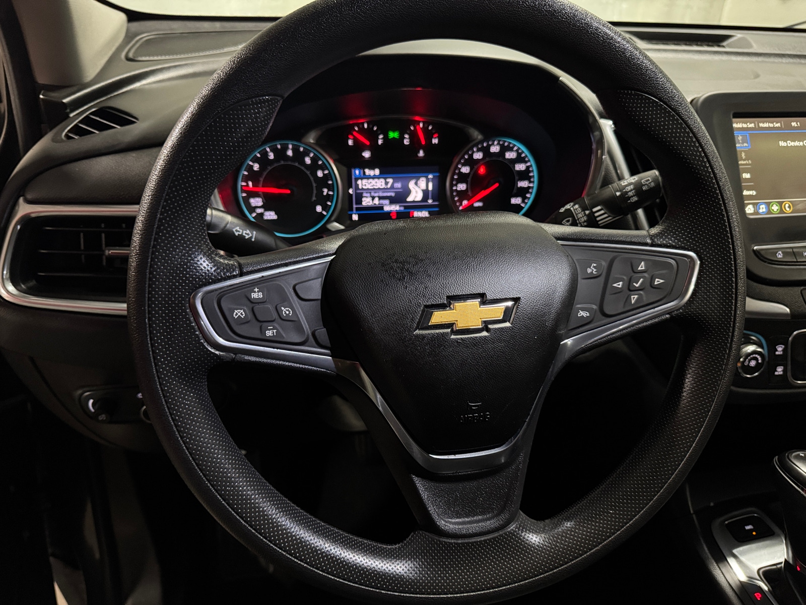 Thumbnail: 2019 Chevrolet Equinox - 5