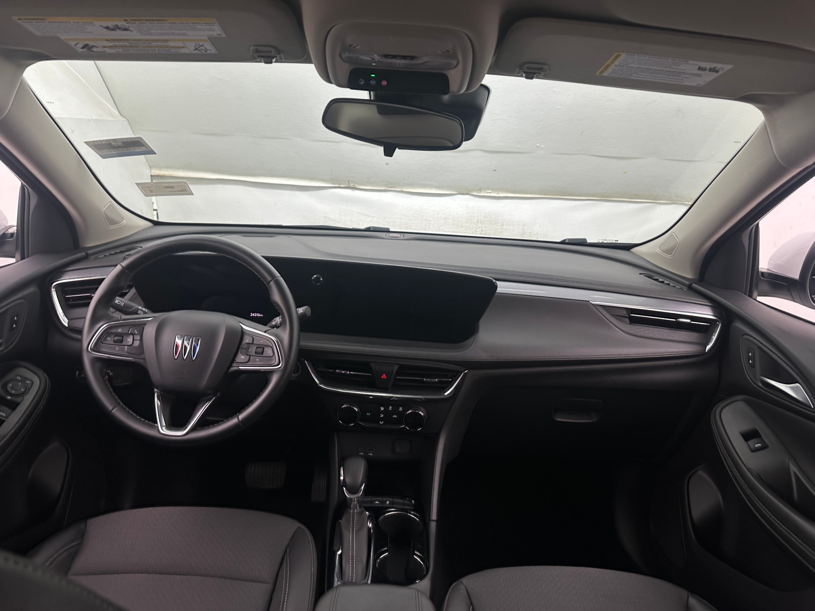 Thumbnail: 2025 Buick Encore GX - 3