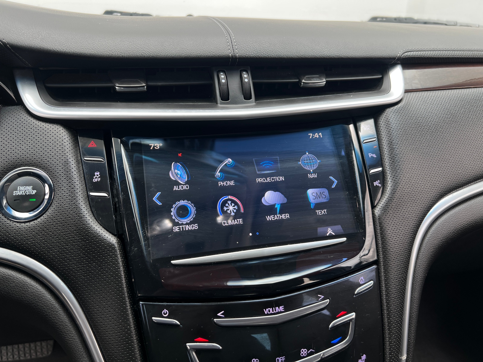 Thumbnail: 2017 Cadillac XTS - 3
