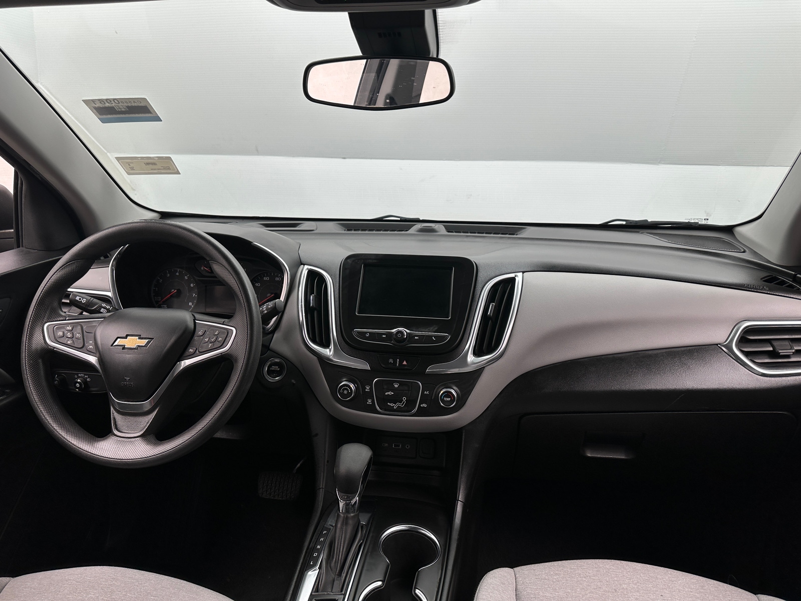 Thumbnail: 2022 Chevrolet Equinox - 3