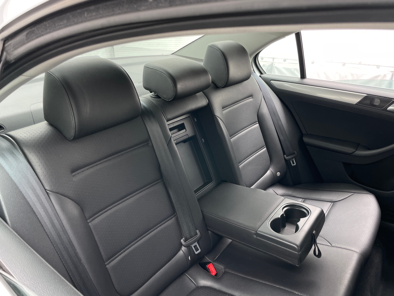 Thumbnail: 2015 Volkswagen Jetta - 6