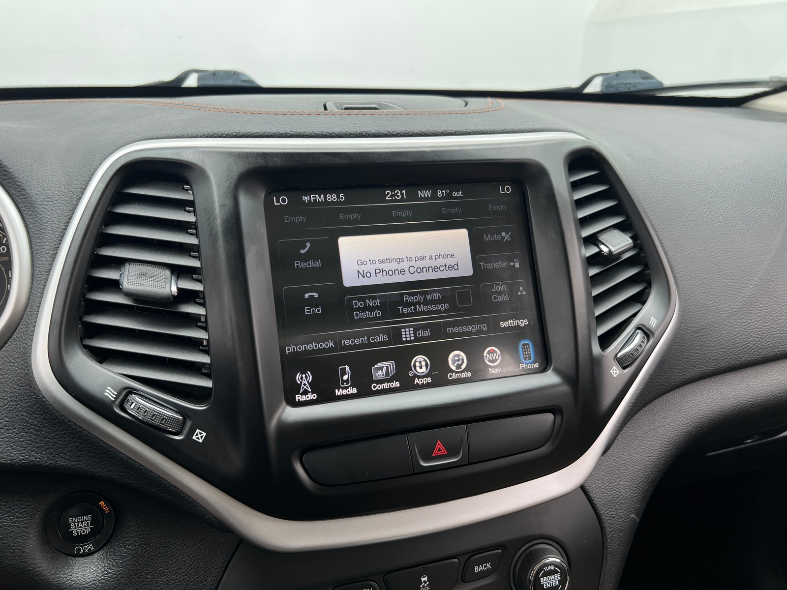 Thumbnail: 2017 Jeep Cherokee - 3