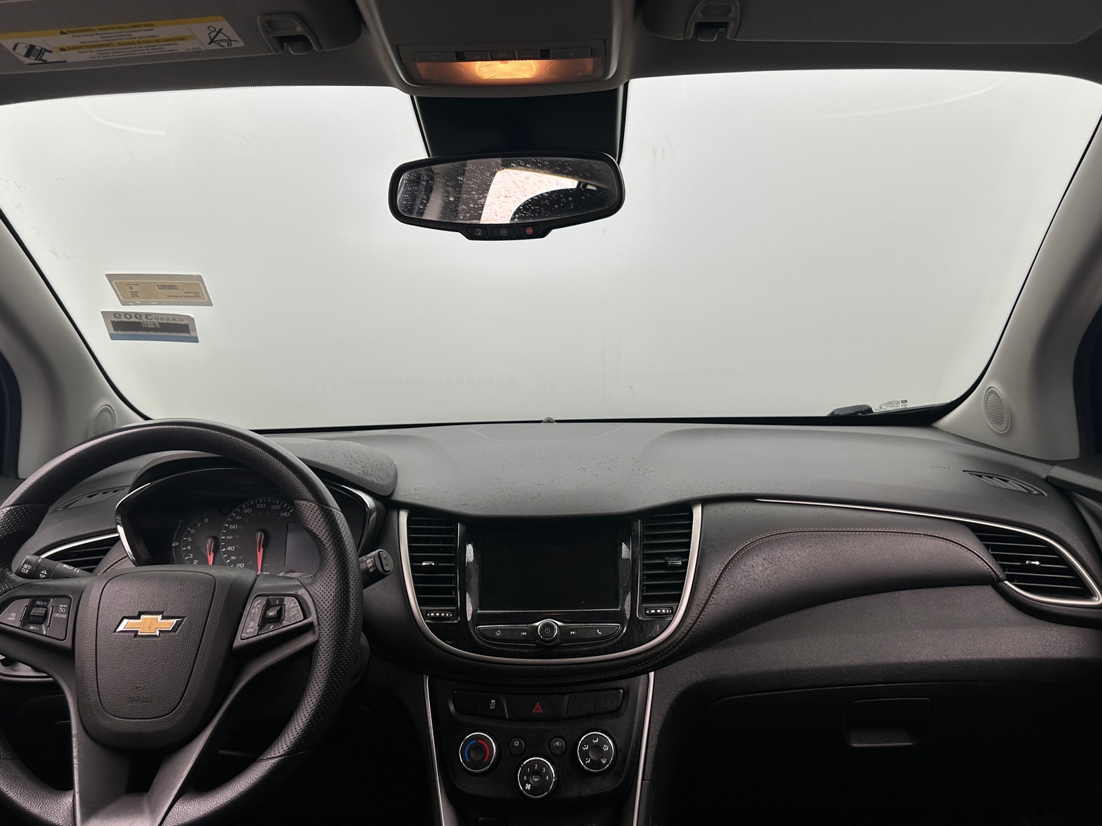 Thumbnail: 2019 Chevrolet Trax - 3