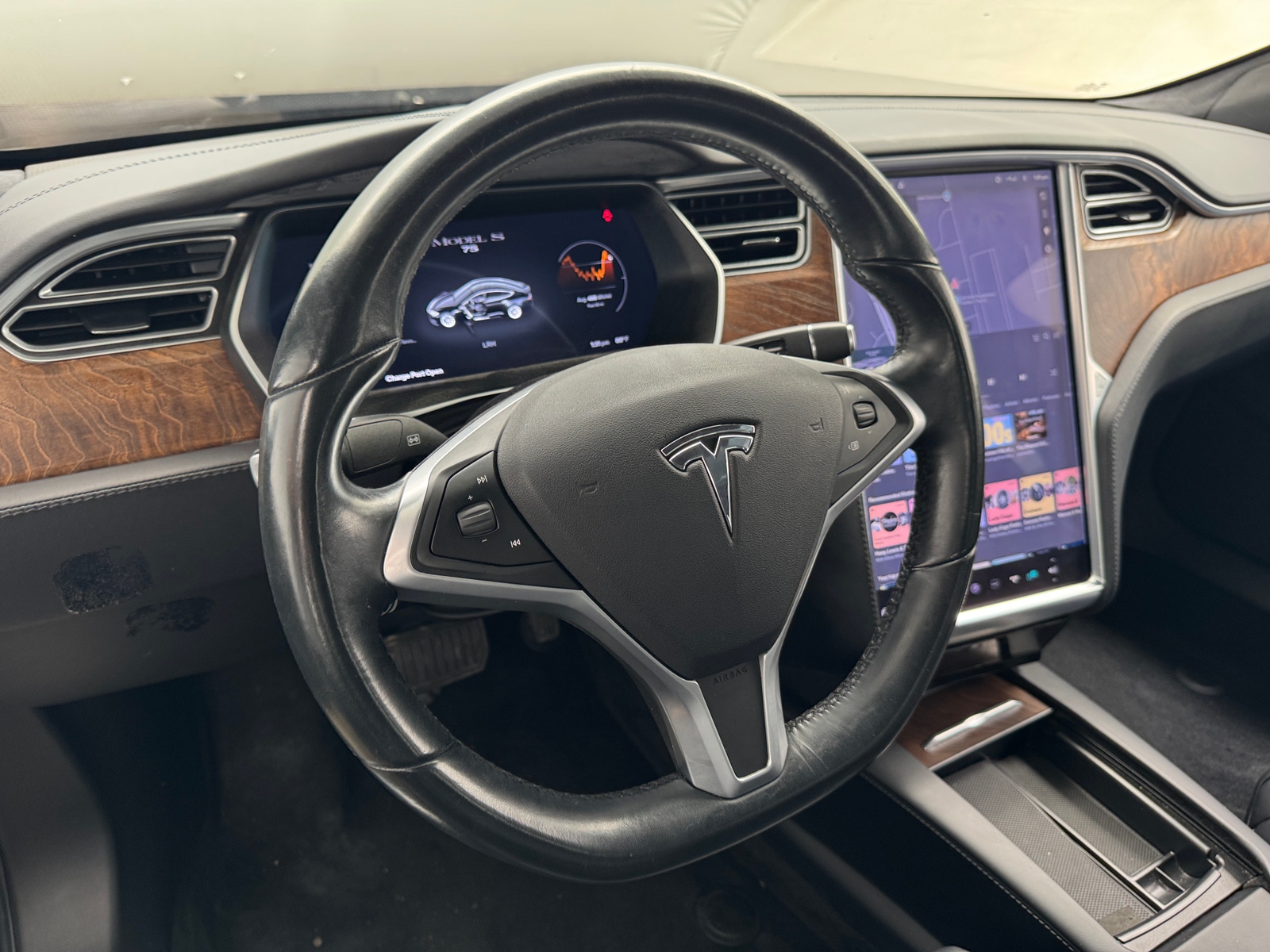 Thumbnail: 2017 Tesla Model S - 4