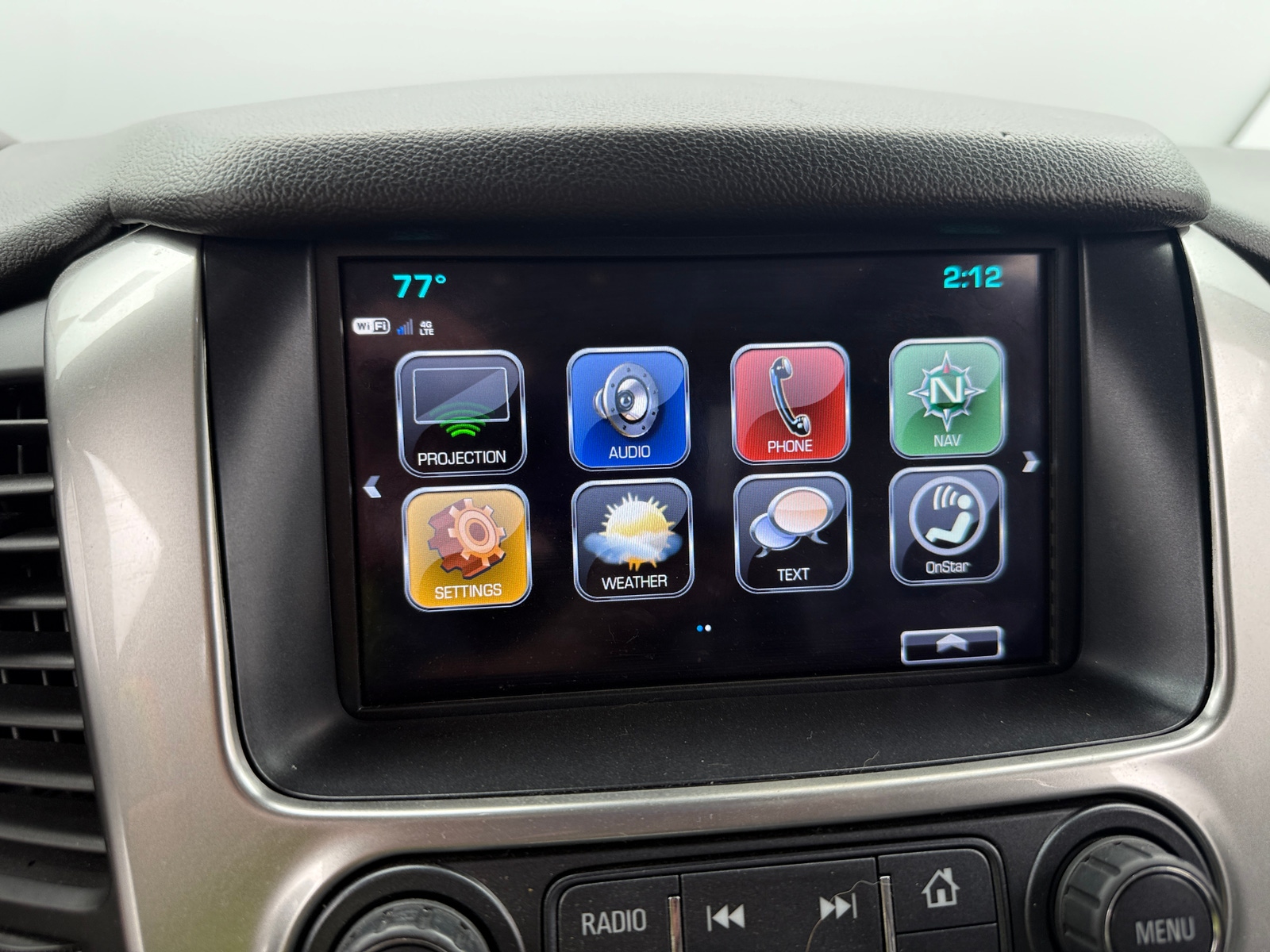 Thumbnail: 2017 Chevrolet Suburban - 3
