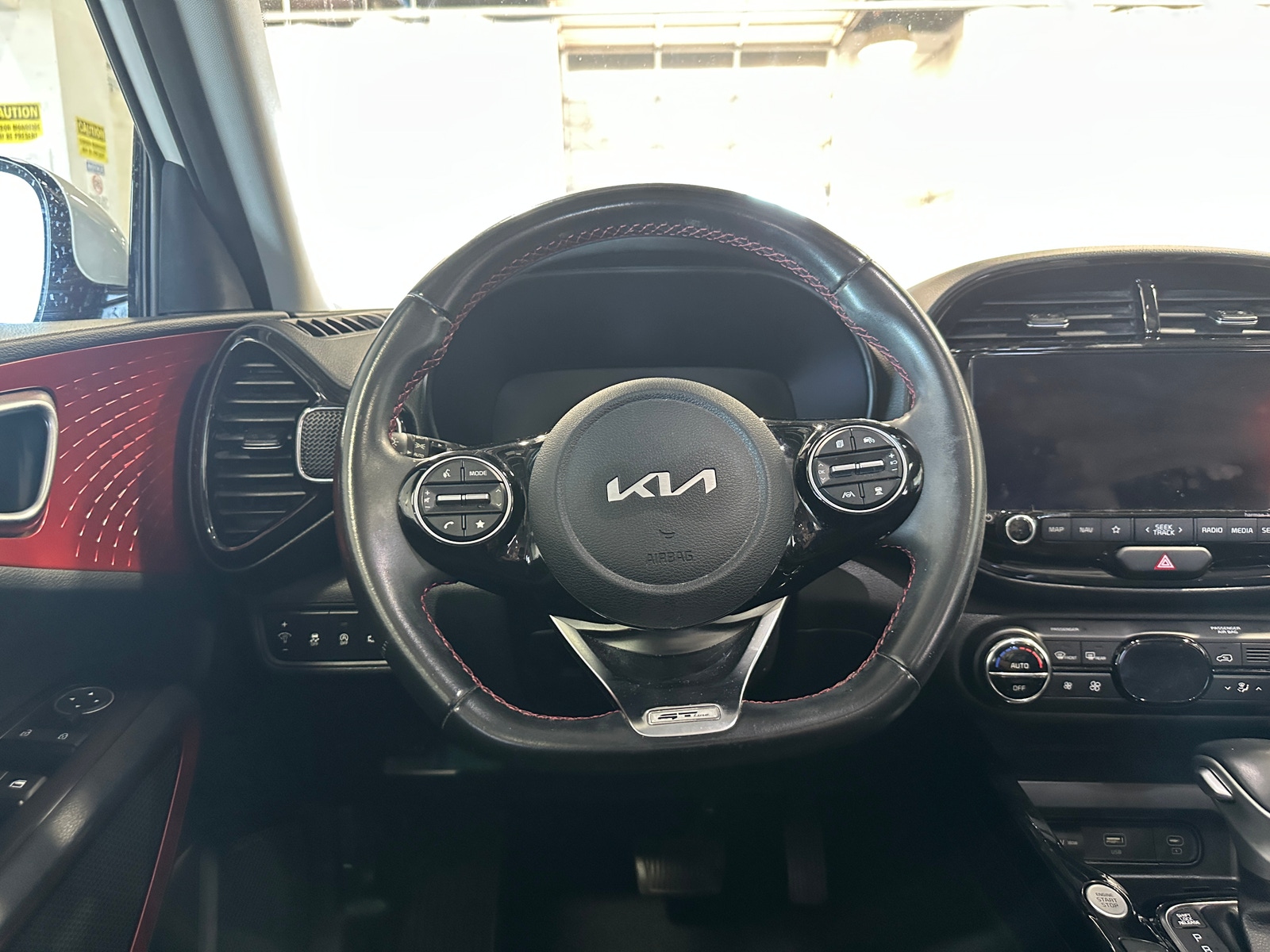 Thumbnail: 2023 Kia Soul - 5