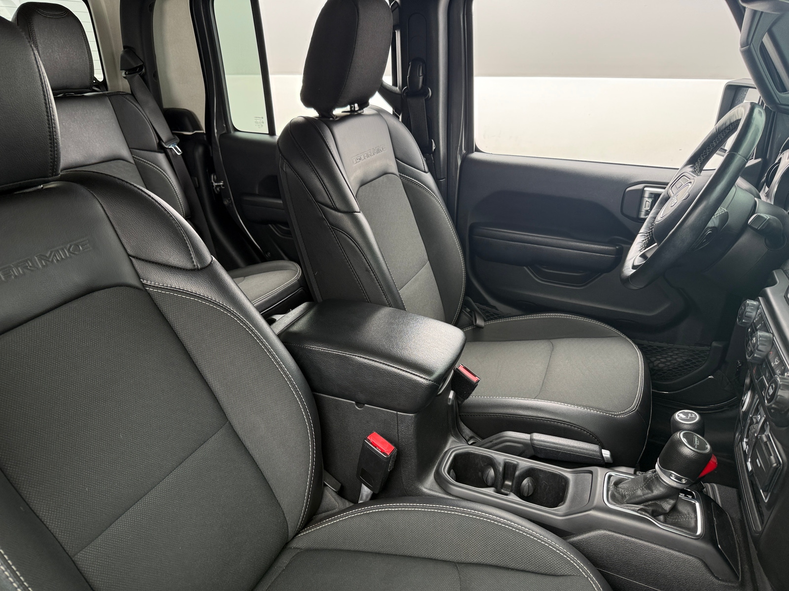 Thumbnail: 2021 Jeep Gladiator - 2