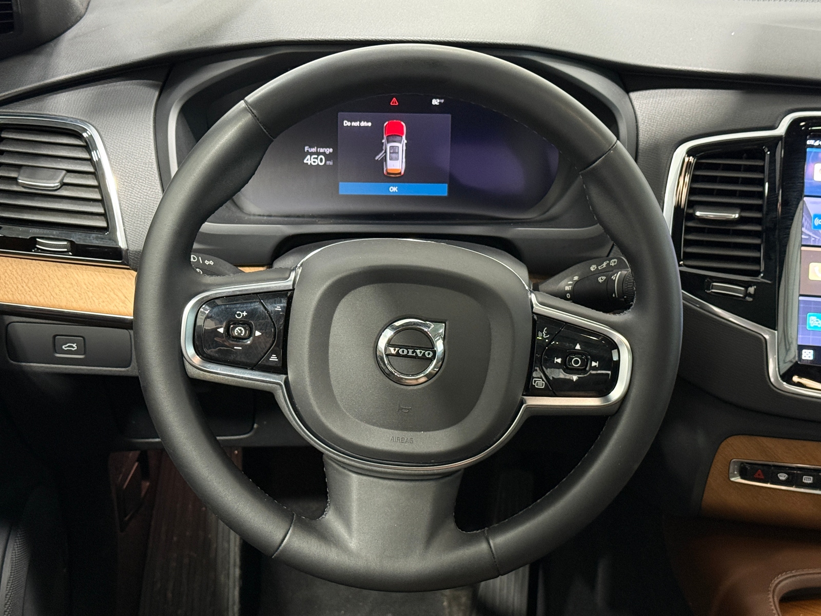 Thumbnail: 2023 Volvo XC90 - 4