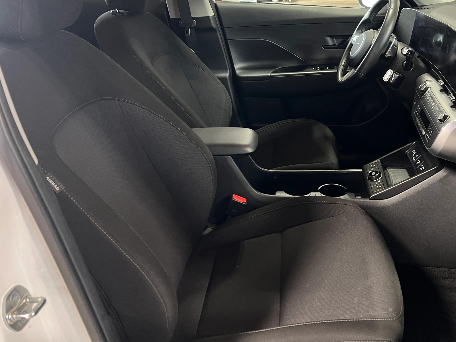 Thumbnail: 2024 Hyundai Kona - 3