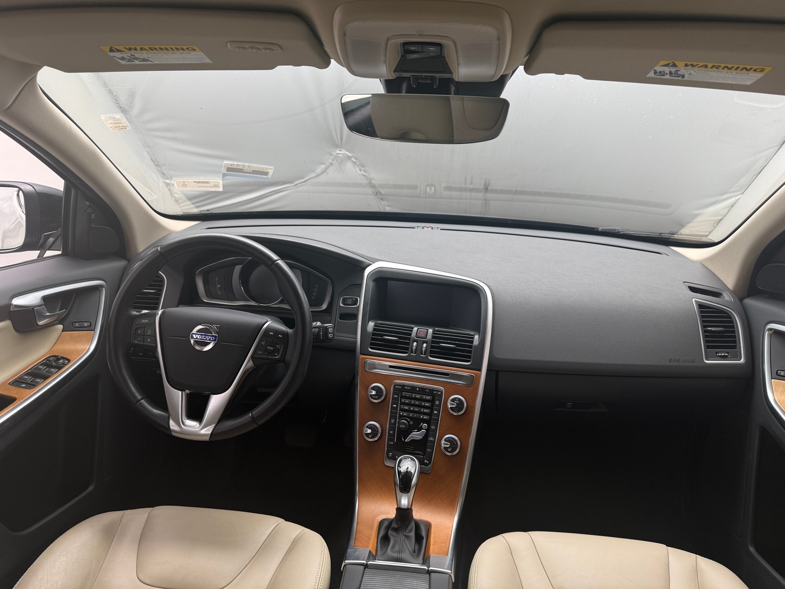 Thumbnail: 2017 Volvo XC60 - 2