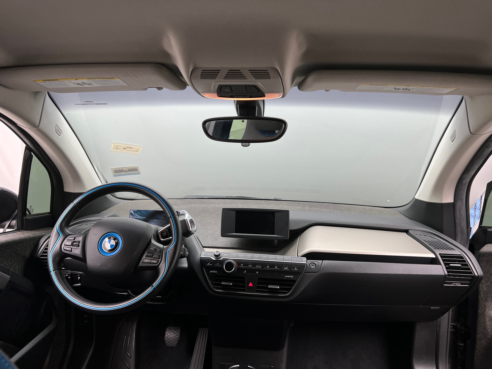 Thumbnail: 2019 BMW i3 - 3