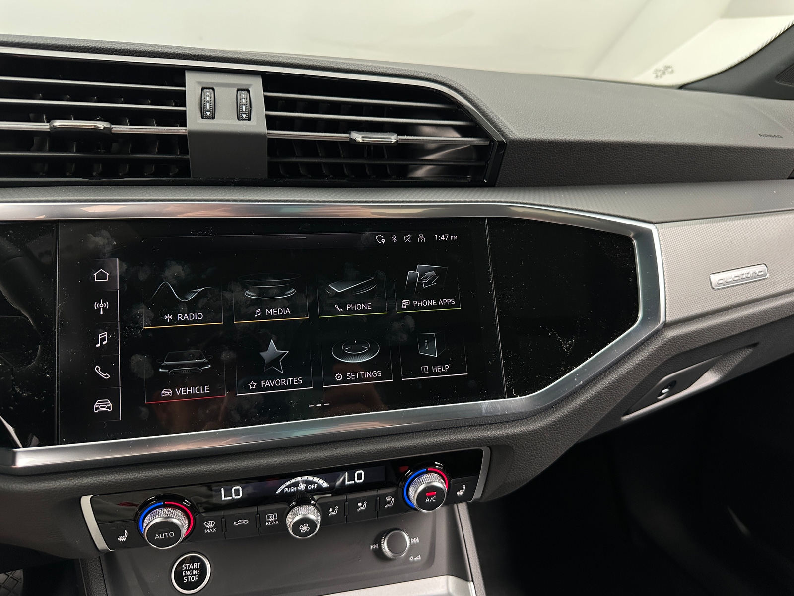 Thumbnail: 2024 Audi Q3 - 3