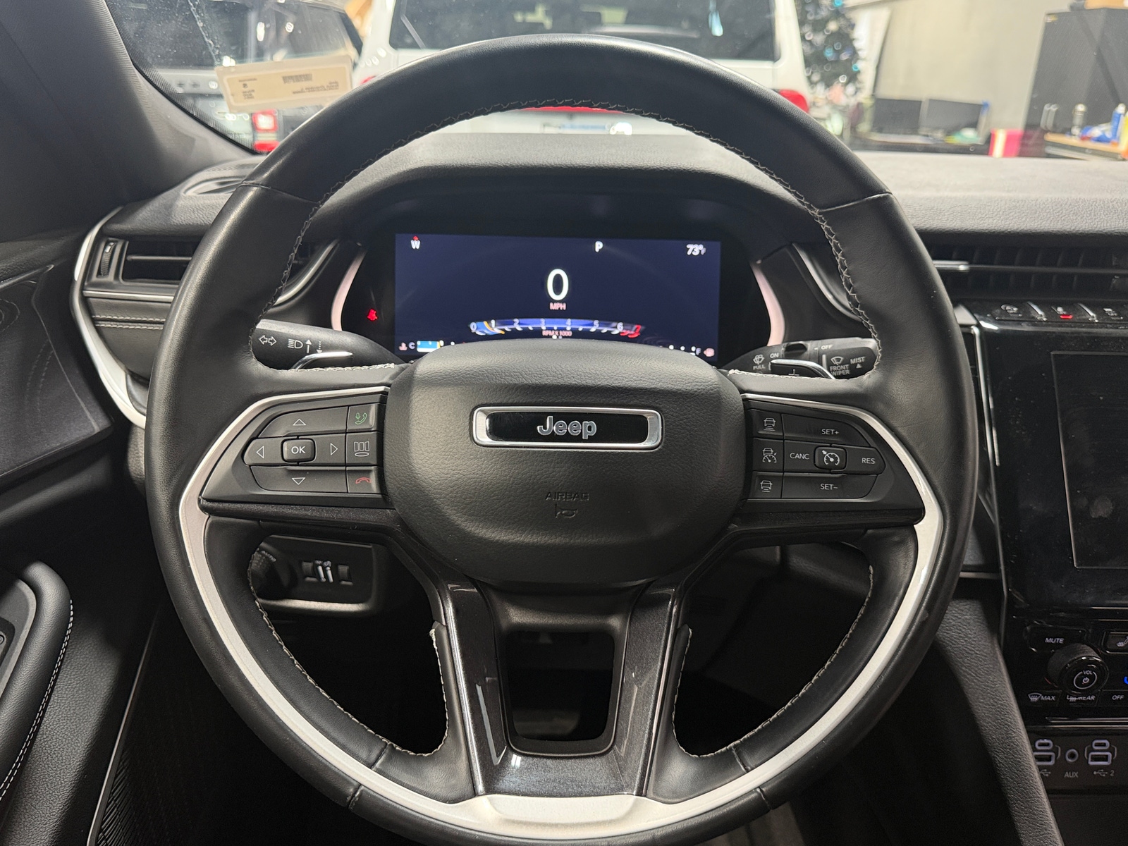 Thumbnail: 2021 Jeep Grand Cherokee L - 4