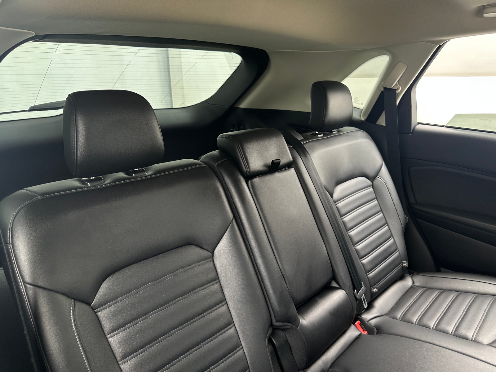 Thumbnail: 2019 Ford Edge - 6