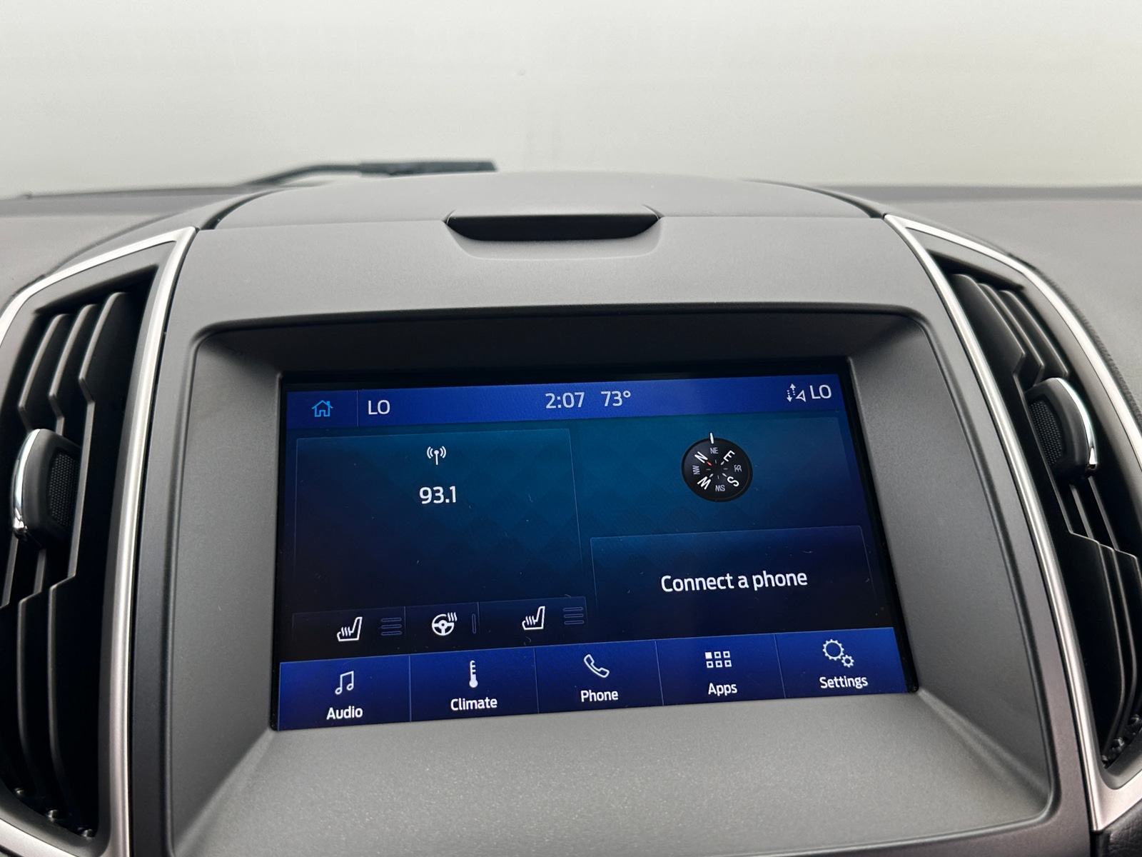 Thumbnail: 2019 Ford Edge - 4