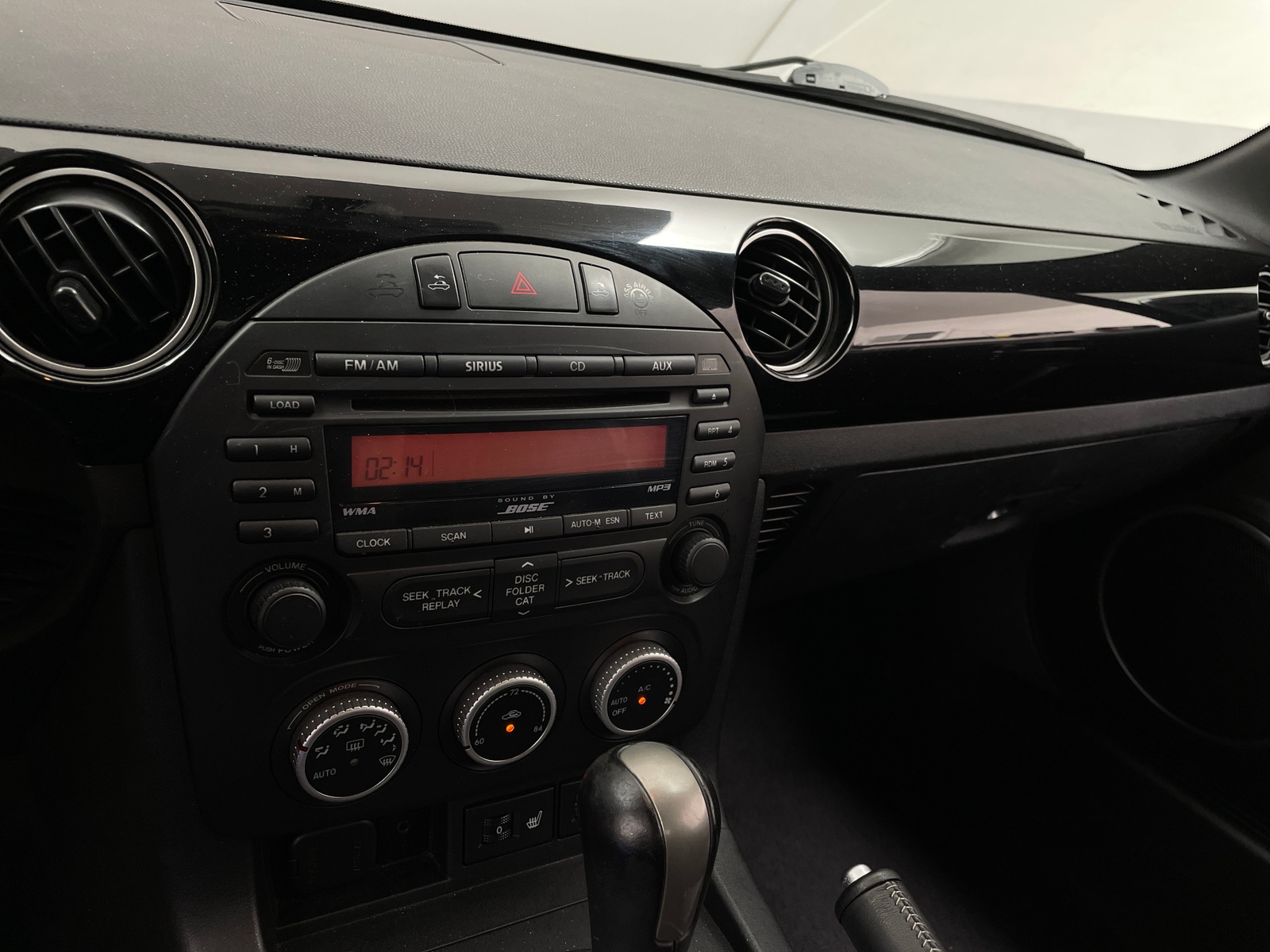 Thumbnail: 2012 Mazda MX-5 Miata - 3