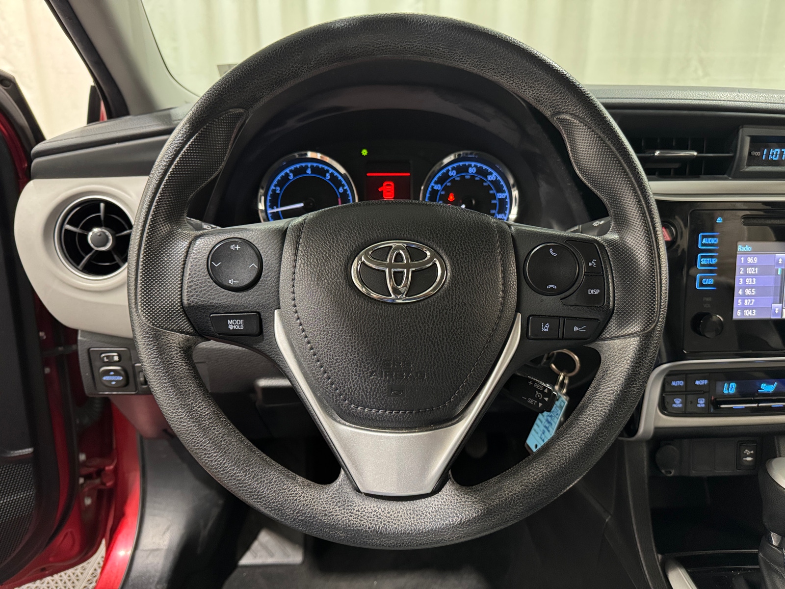 Thumbnail: 2017 Toyota Corolla - 5