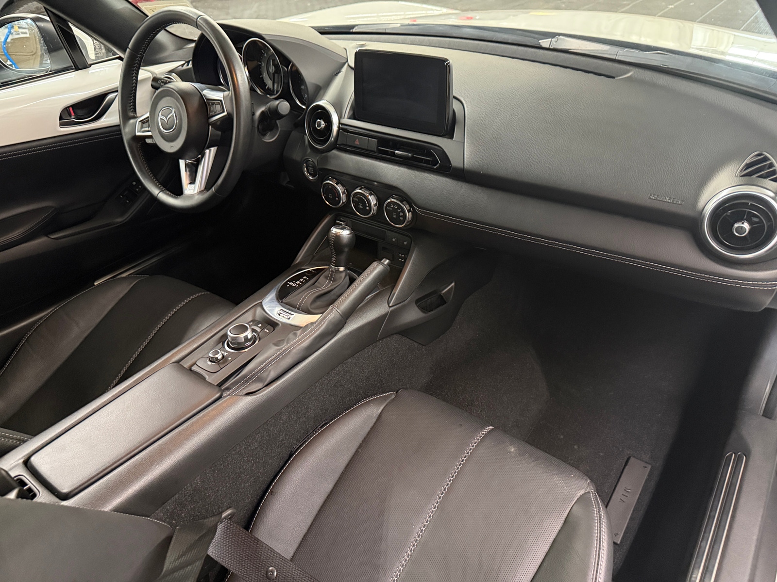 Thumbnail: 2023 Mazda MX-5 Miata - 2