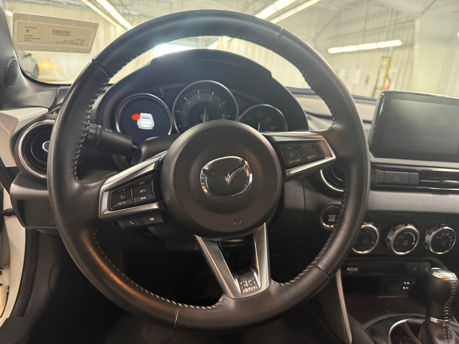 Thumbnail: 2023 Mazda MX-5 Miata - 4