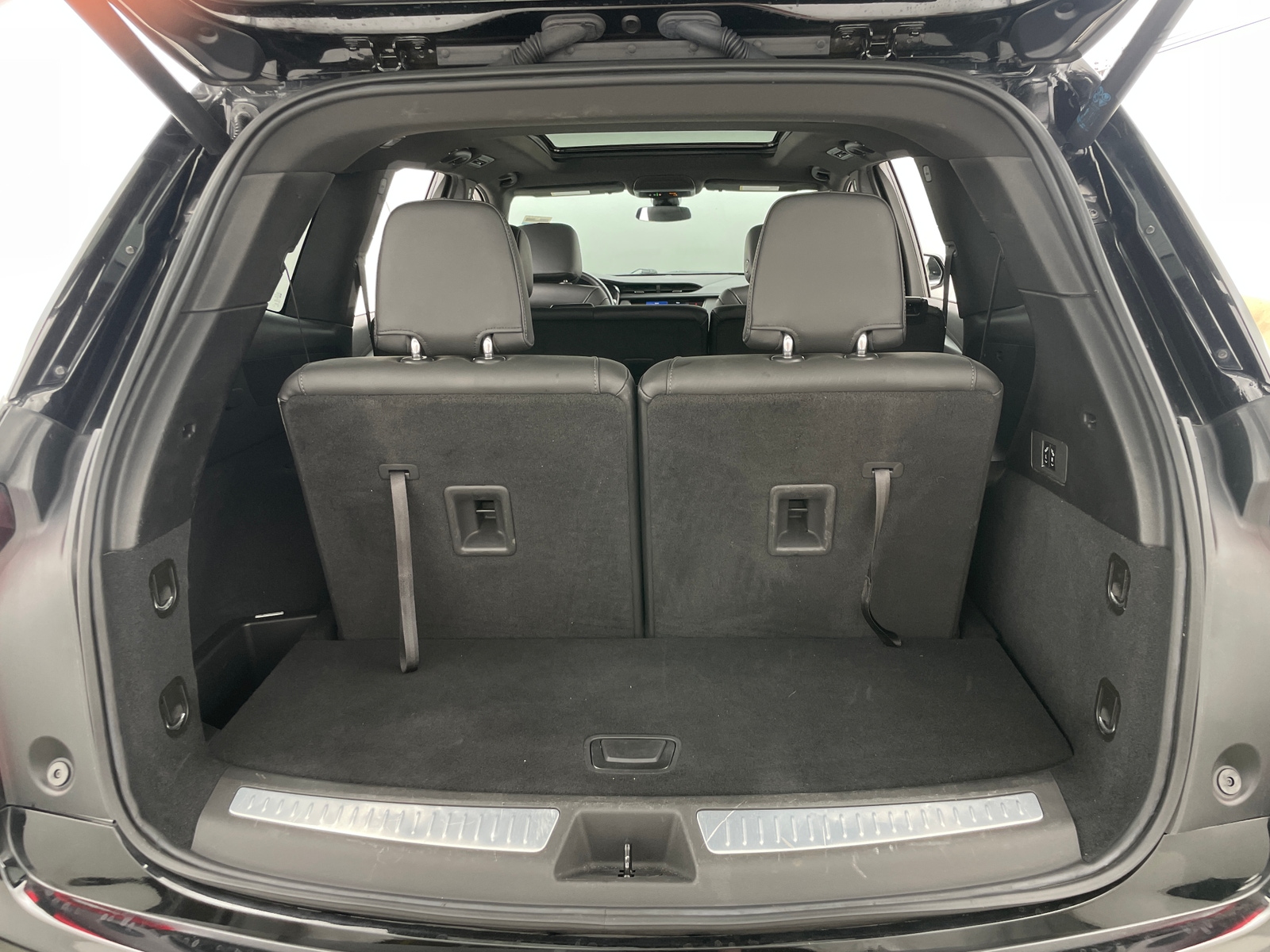 Thumbnail: 2024 Cadillac XT6 - 6