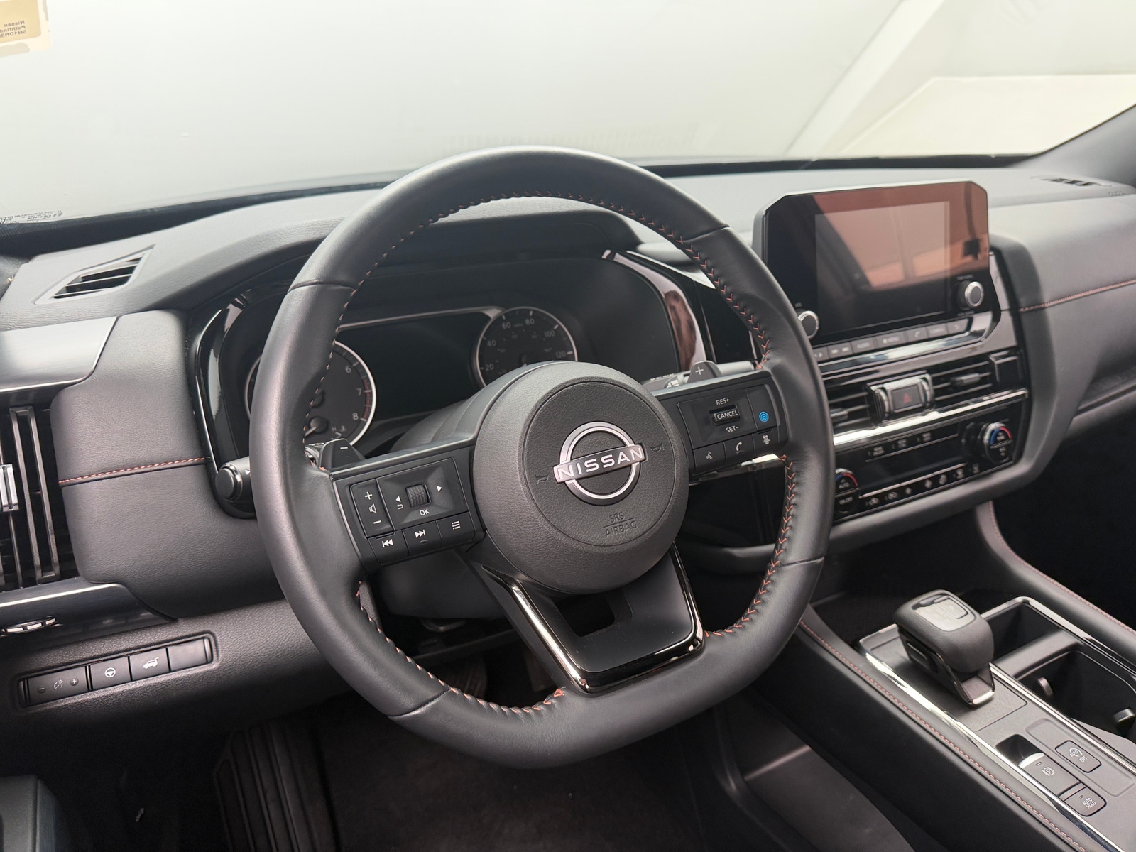 Thumbnail: 2025 Nissan Pathfinder - 4