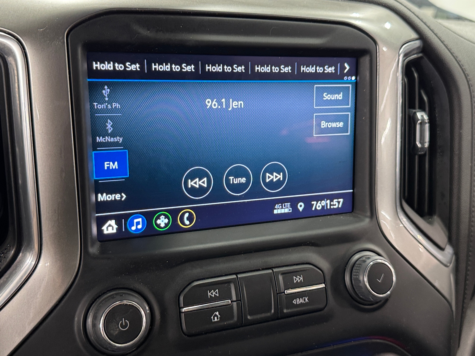 Thumbnail: 2022 Chevrolet Silverado 1500 - 4