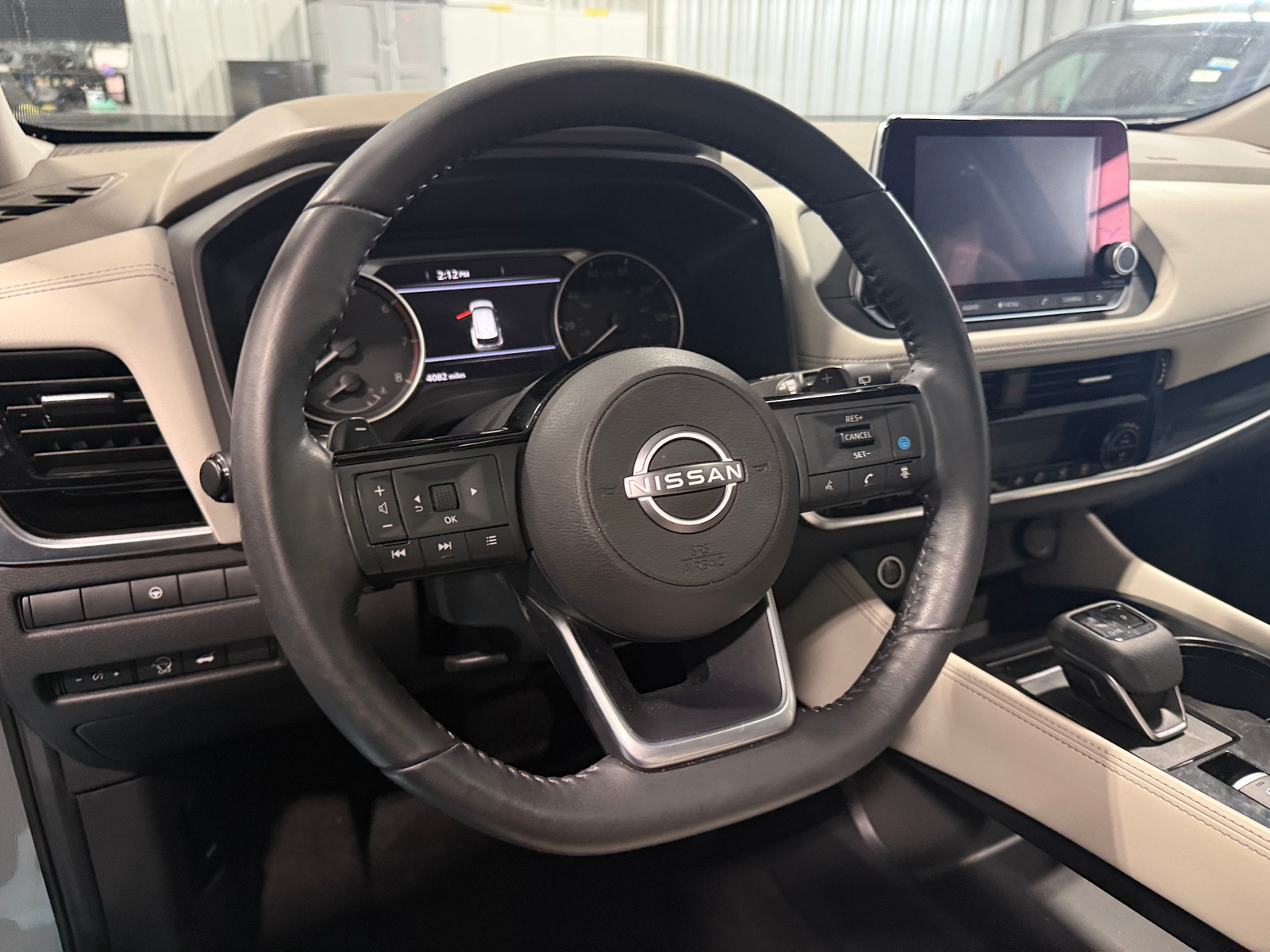 Thumbnail: 2023 Nissan Rogue - 4