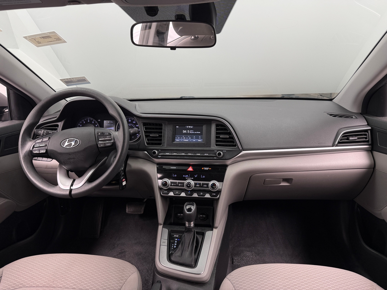 Thumbnail: 2020 Hyundai Elantra - 3