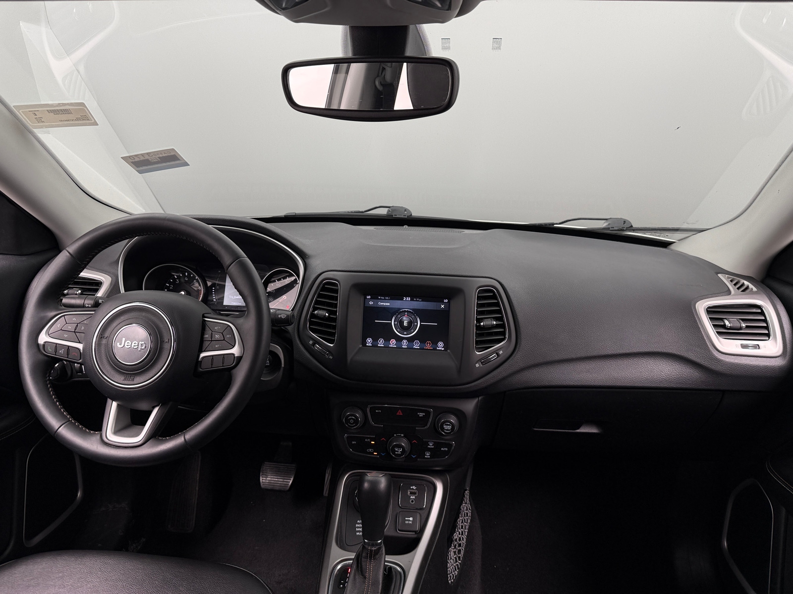 Thumbnail: 2019 Jeep Compass - 3