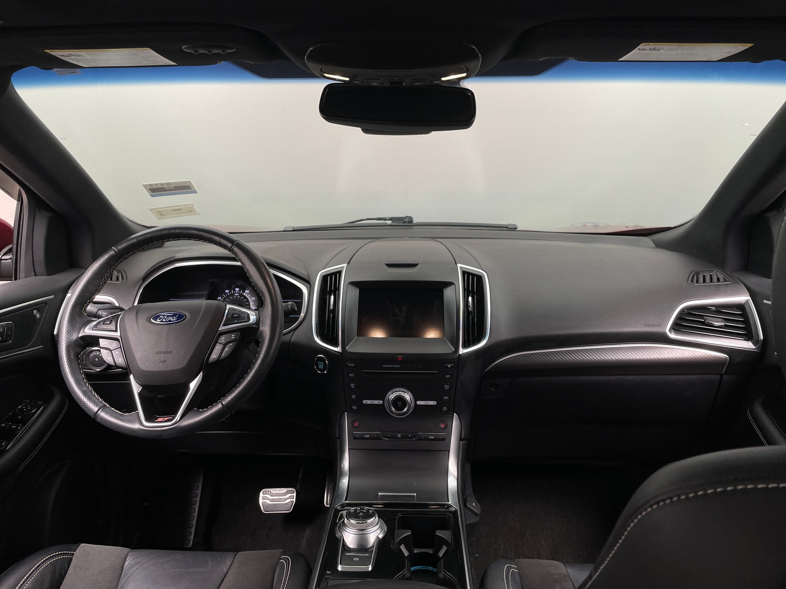 Thumbnail: 2019 Ford Edge - 2