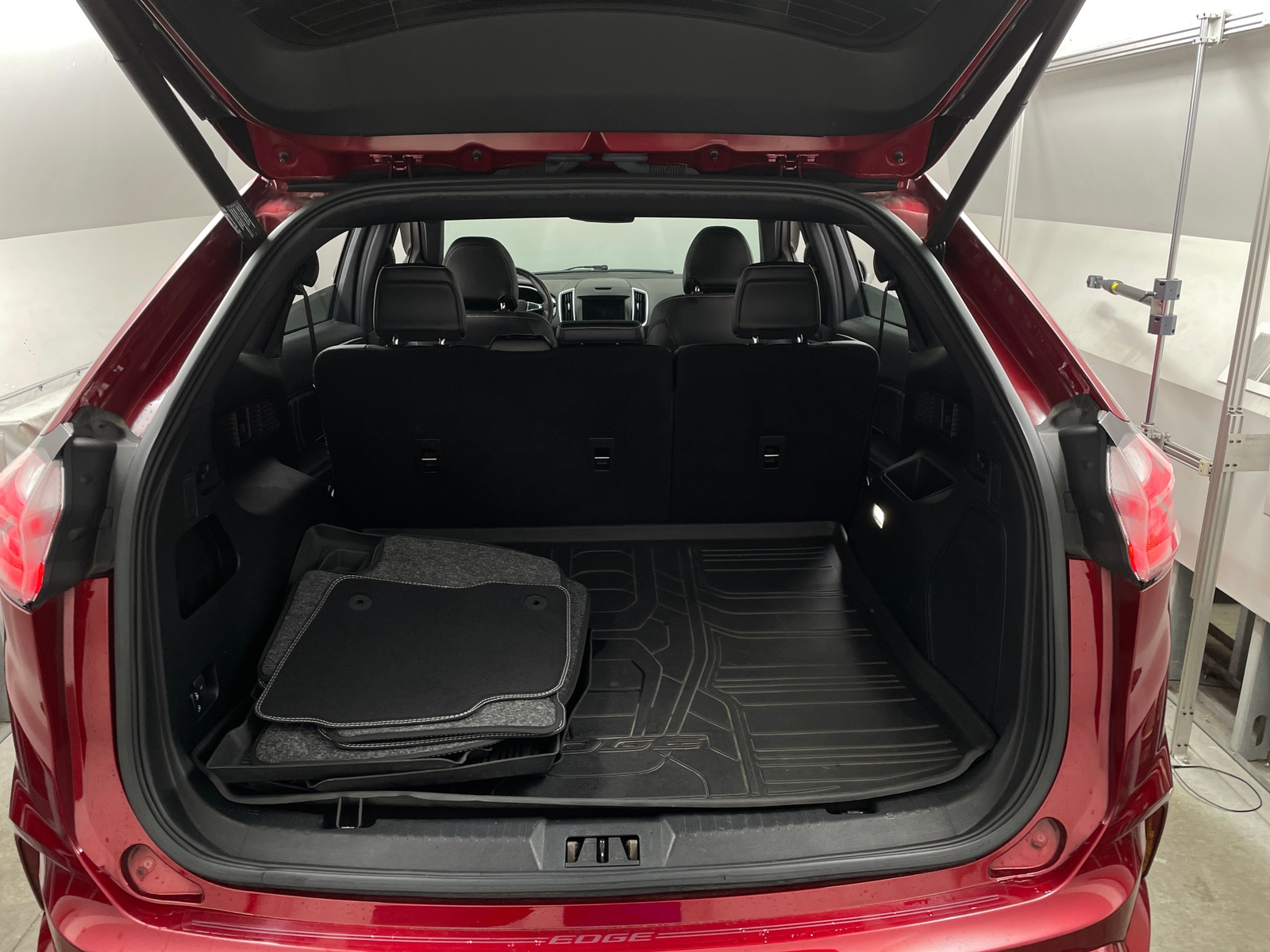 Thumbnail: 2019 Ford Edge - 6