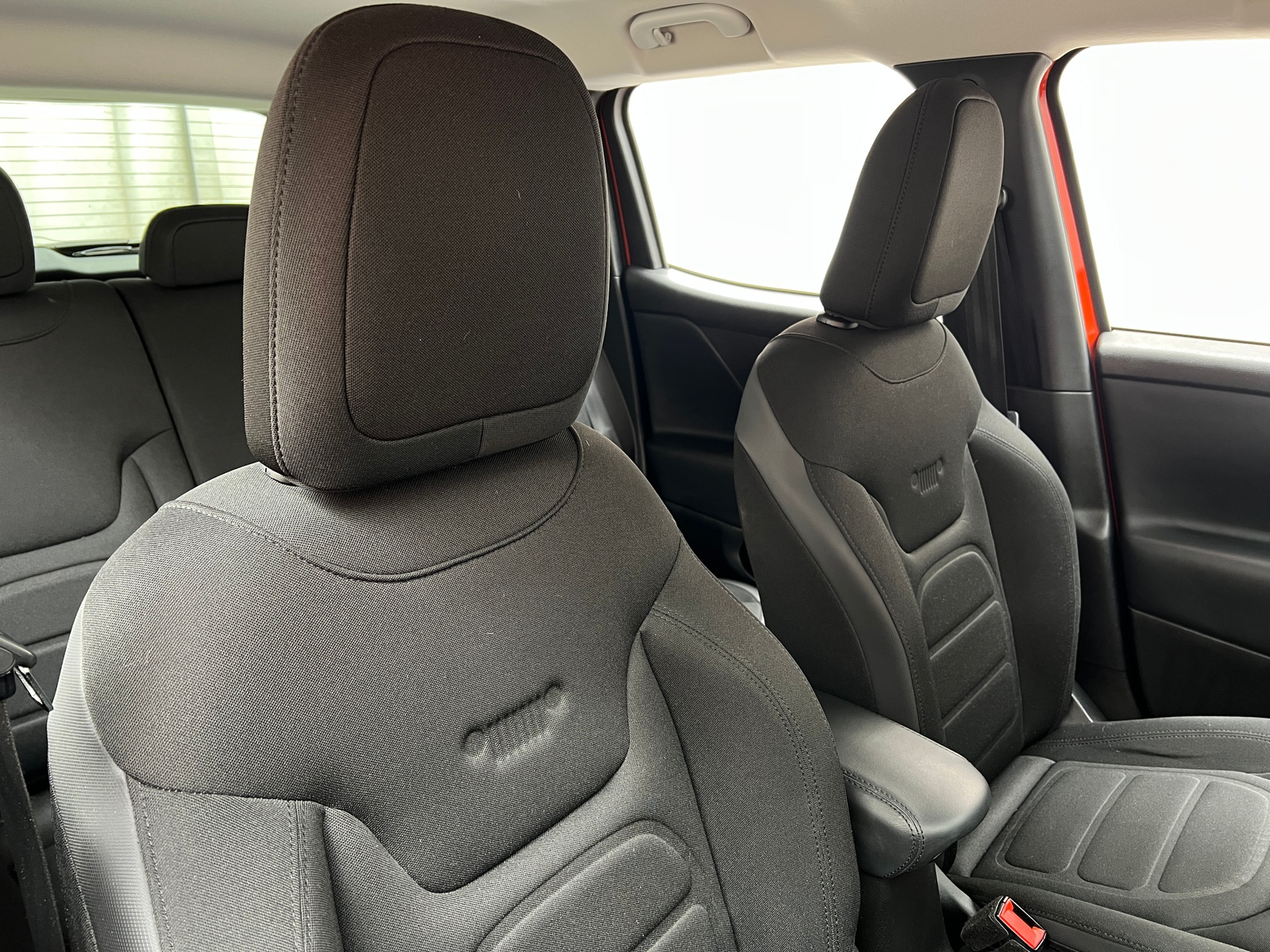 Thumbnail: 2017 Jeep Renegade - 2