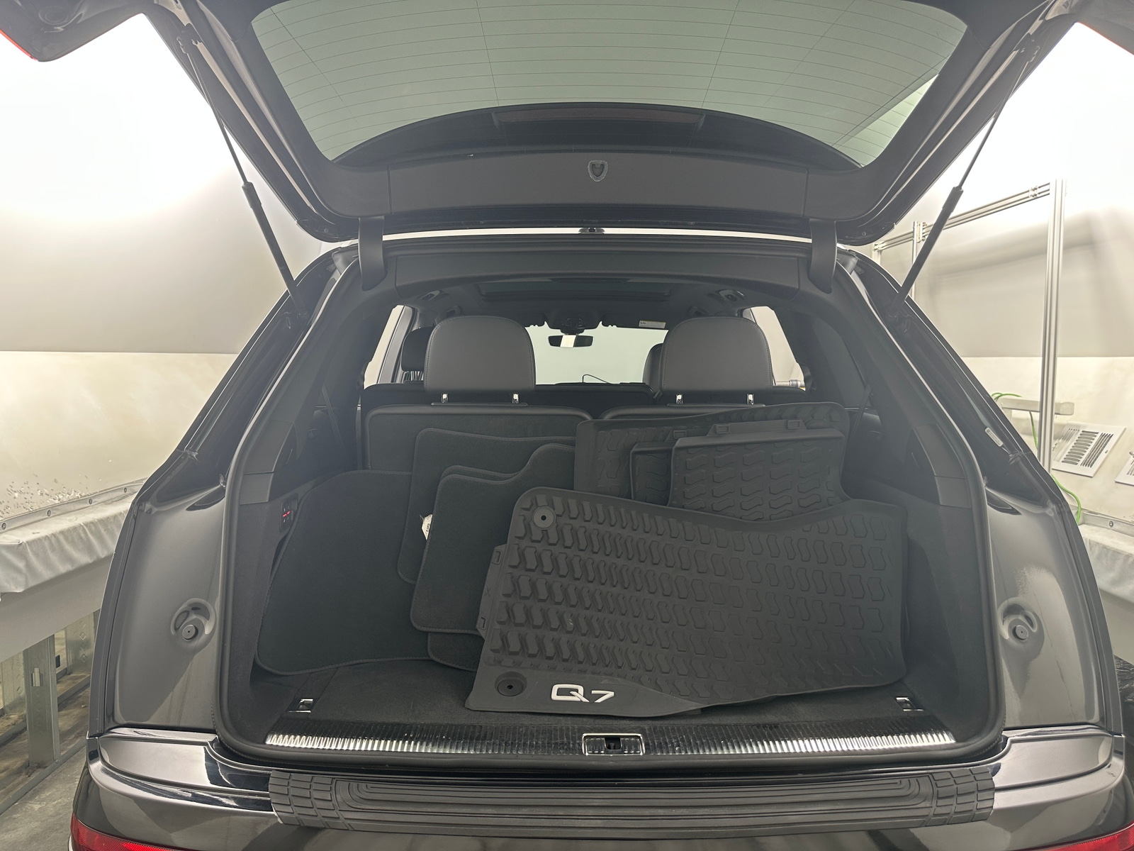 Thumbnail: 2019 Audi Q7 - 6