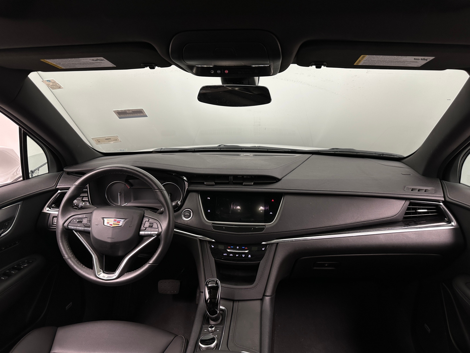Thumbnail: 2024 Cadillac XT6 - 2